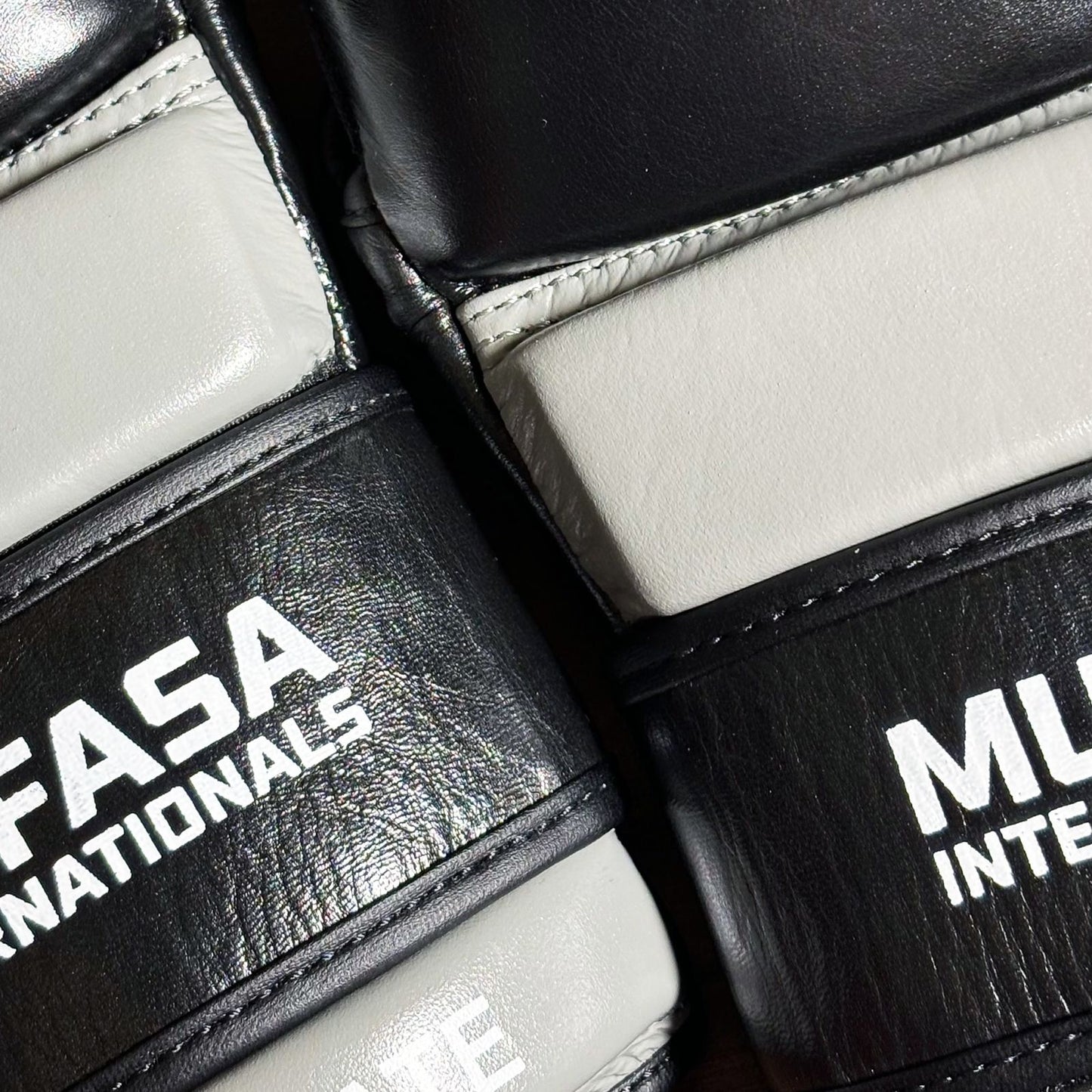 Leather Open Palm MMA Fight Gloves - 4 Oz, Unisex