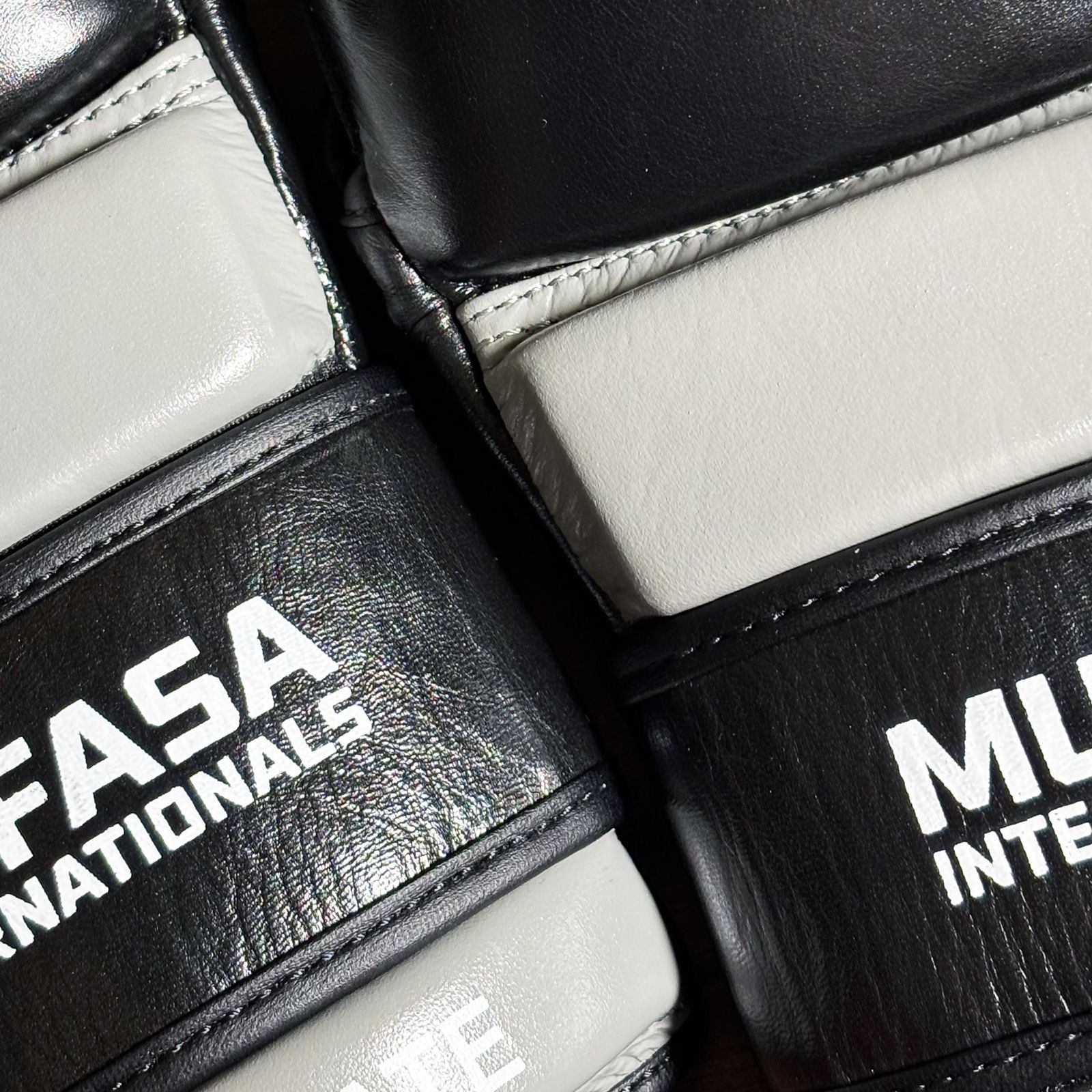 Leather Open Palm MMA Fight Gloves - 4 Oz, Unisex